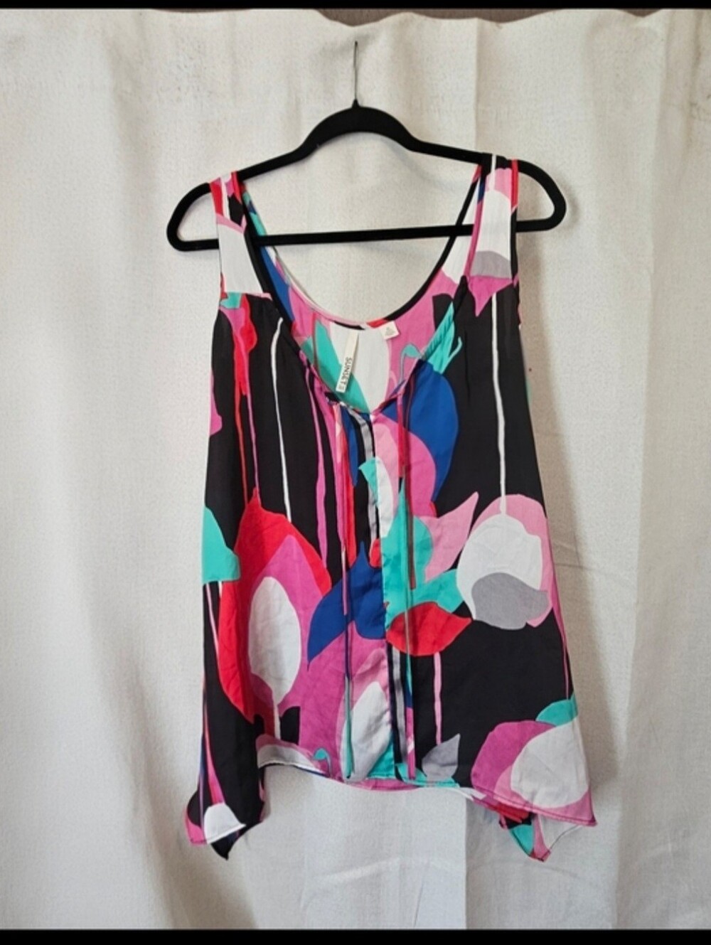 Abstract Floral Scoop Neck Tank Top - Black/Pink